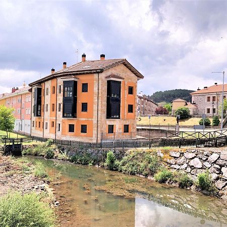 Apartamentos Del Pisuerga Cervera De Pisuerga Eksteriør billede