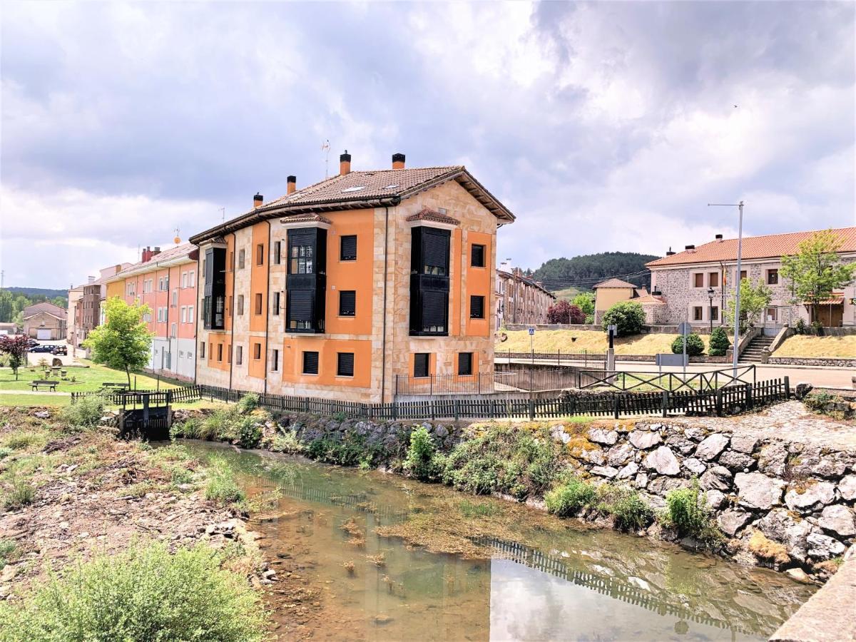 Apartamentos Del Pisuerga Cervera De Pisuerga Eksteriør billede