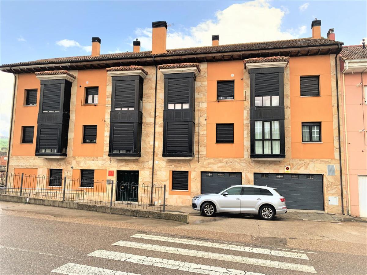 Apartamentos Del Pisuerga Cervera De Pisuerga Eksteriør billede