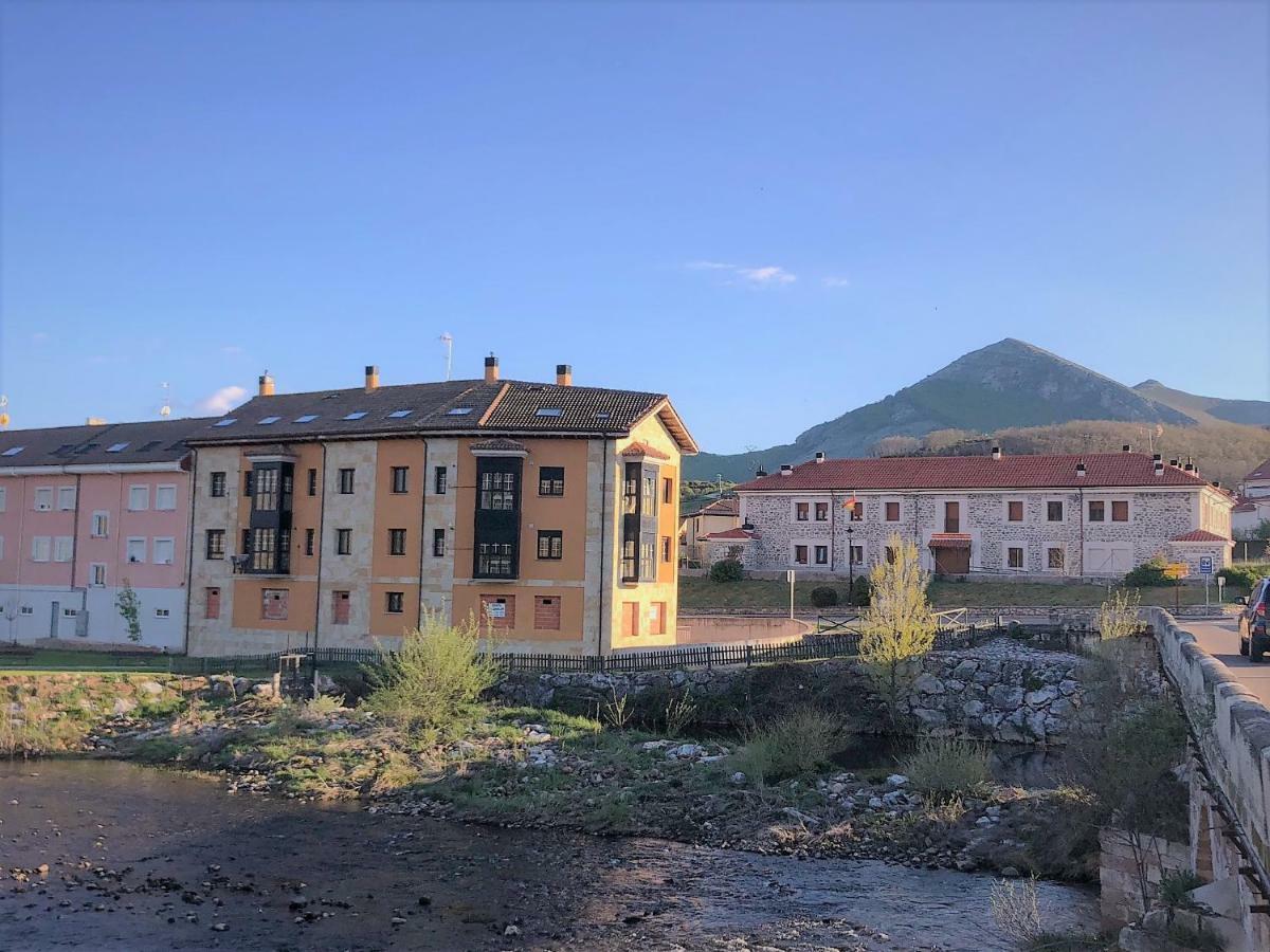 Apartamentos Del Pisuerga Cervera De Pisuerga Eksteriør billede